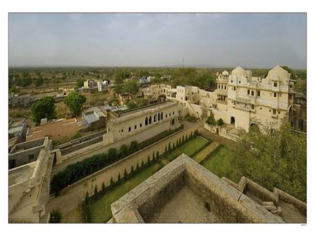 Fort Begu Hotel Begun Exterior foto