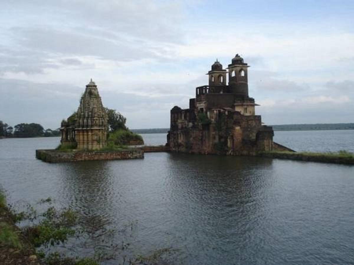 Fort Begu Hotel Begun Exterior foto
